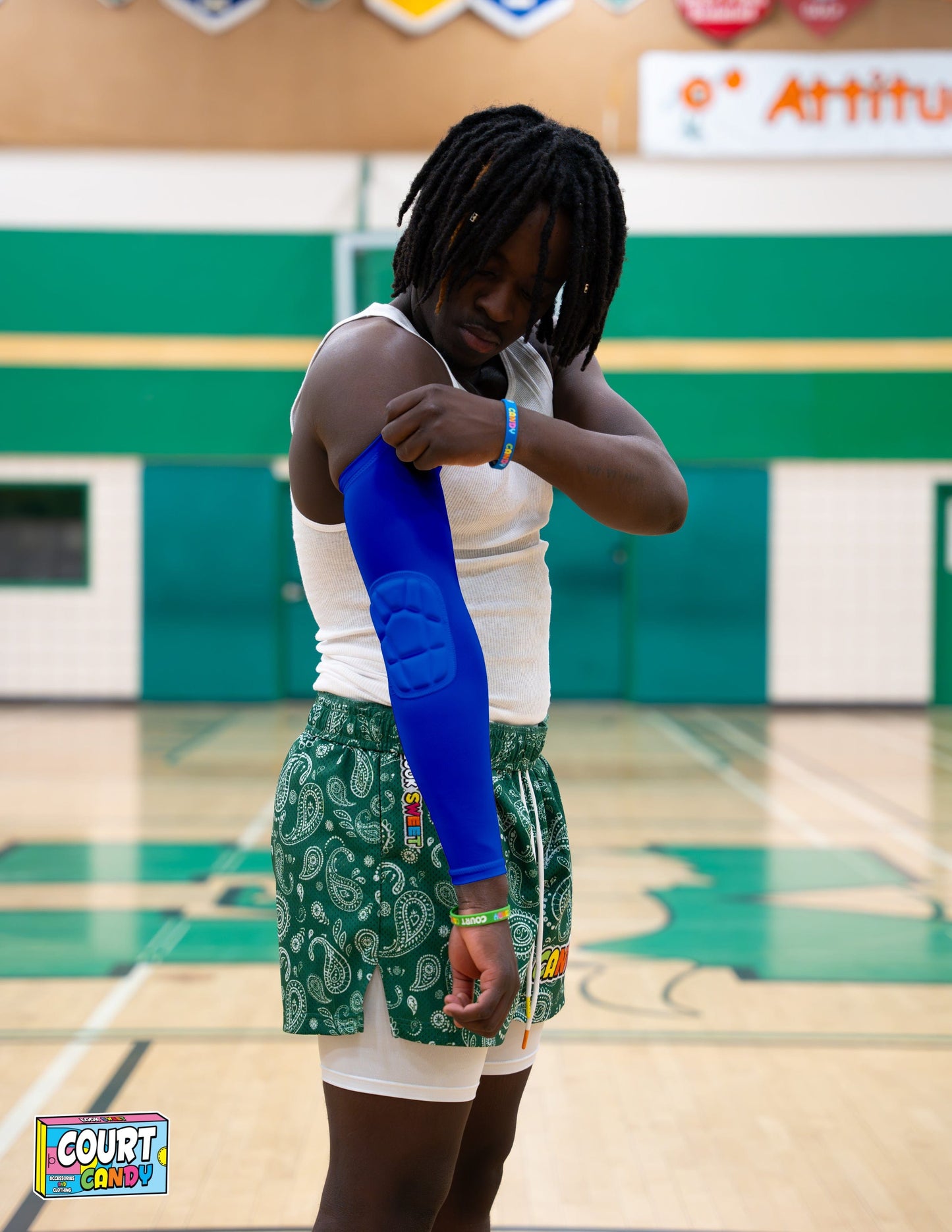 Blue Court Candy Basketball Compression Arm Sleeve Shooting Sleeve Padded Shooting Sleeve Performance Arm Sleeve NBA Breathable Polyester Spandex Elbow Sleeve Injury Prevention Men Women Youth Mens Womans
